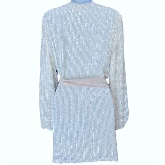 Malibu Bum Bohdii Wrap Mini Dress Women's Small White Sequin Cocktail Party NEW - Picture 2 of 7